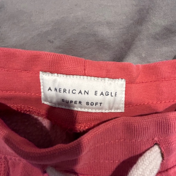 Saturated Red American Eagle summer shorts - Picture 5 of 5